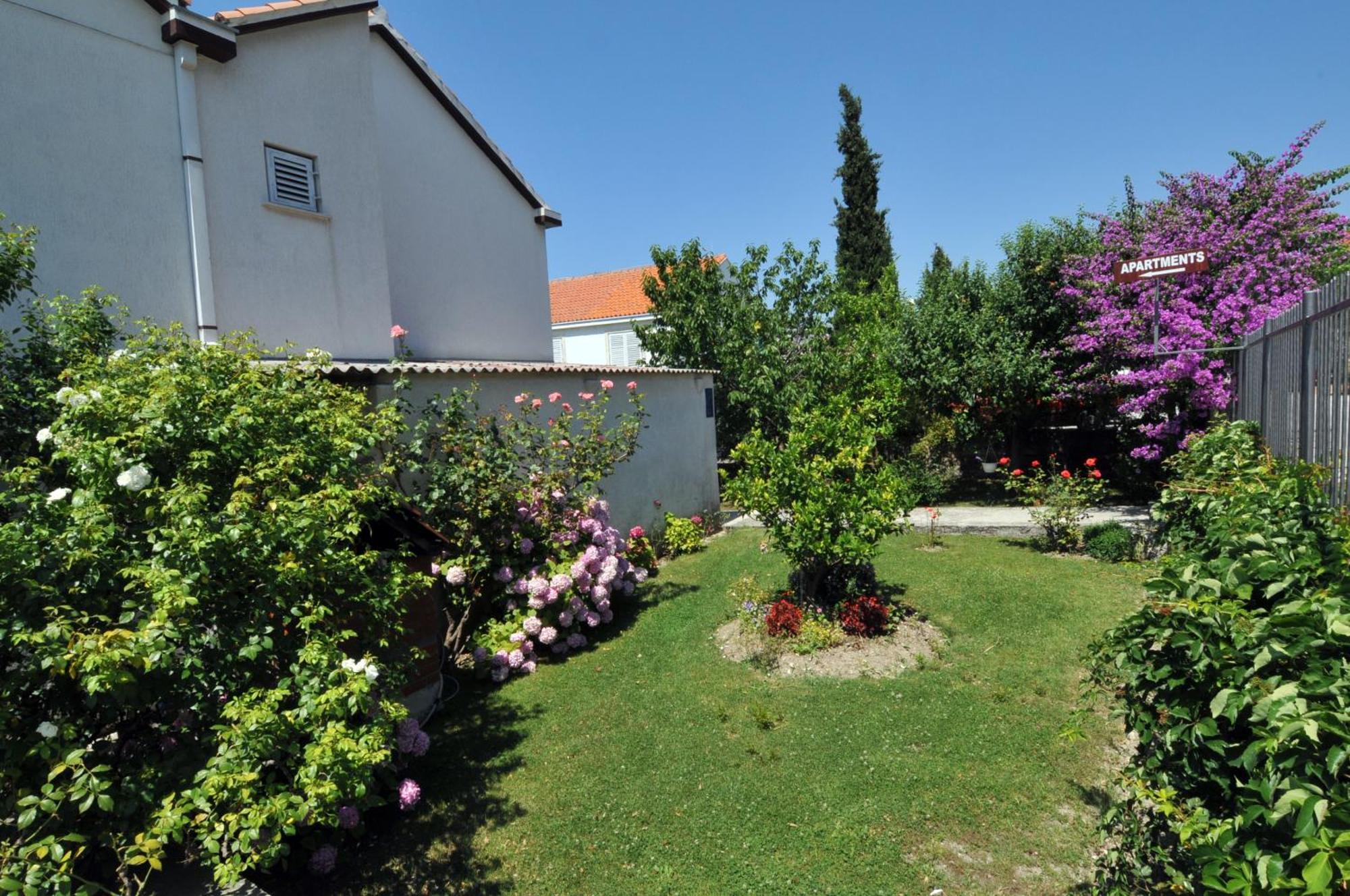 Apartments Mare Mlini Exterior foto